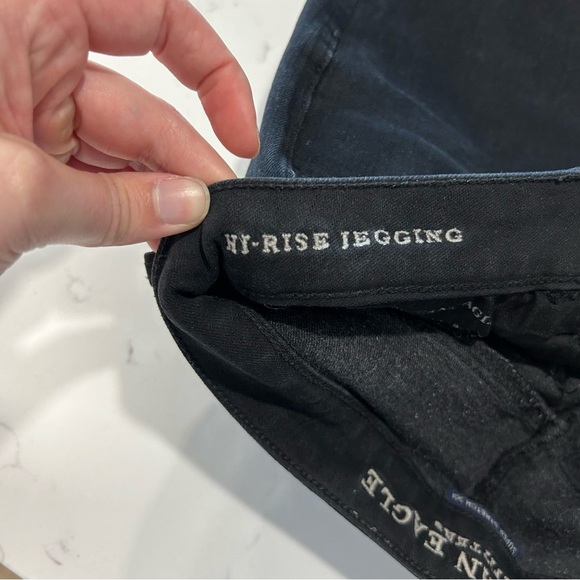 American Eagle Black High Rise Skinny Jeans - Picture 3 of 6